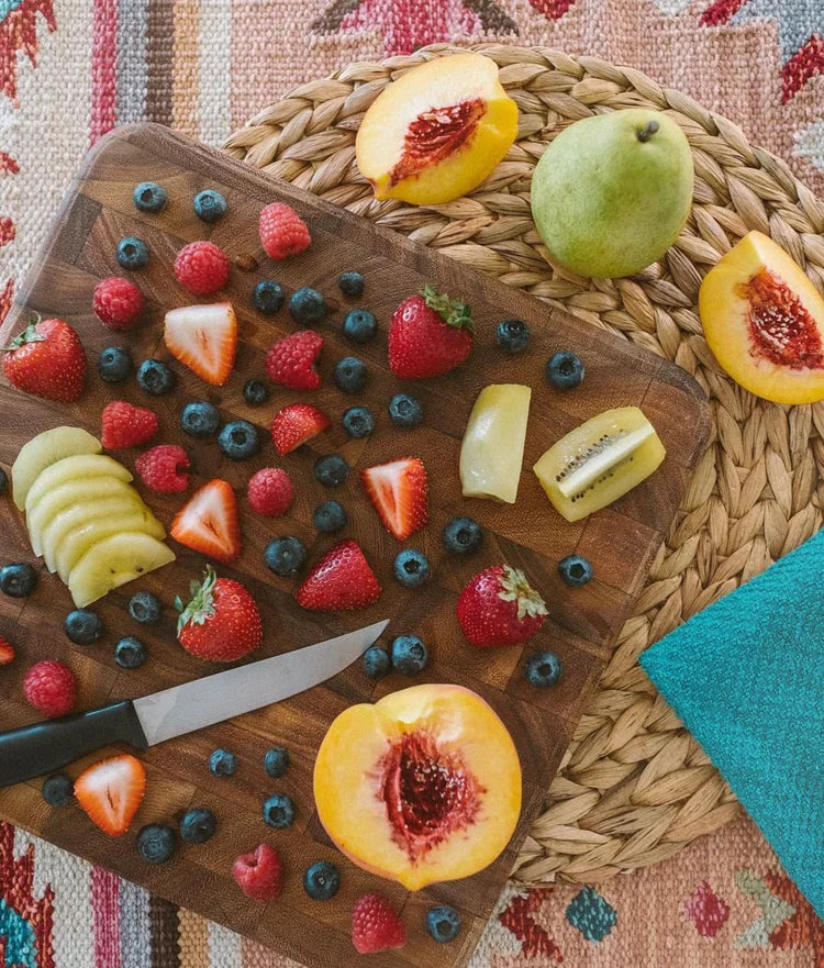 Skärbräda Oslo i ändträ Akacia